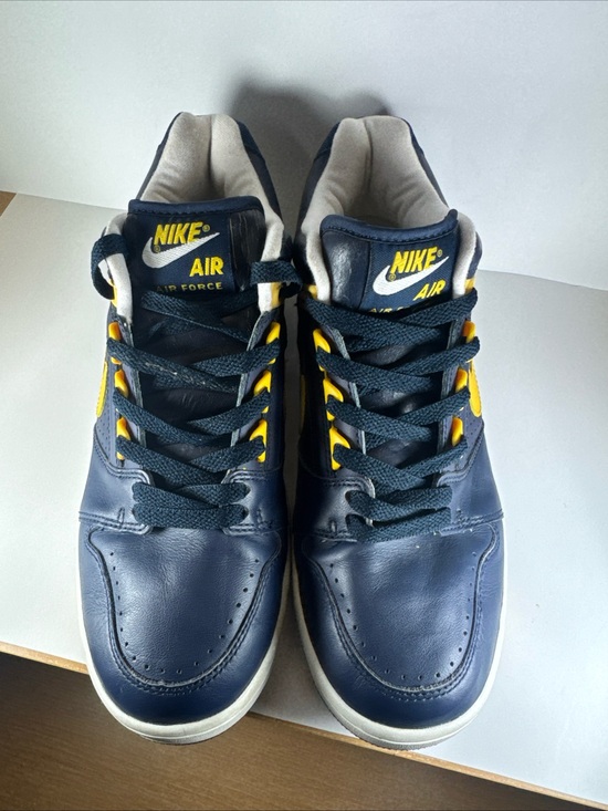 Nike Air Force 2 Michigan Men’s Size 10.5 Navy Yellow 2003 Vintage Sneakers main image 3